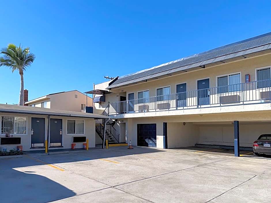 Hiland Motel