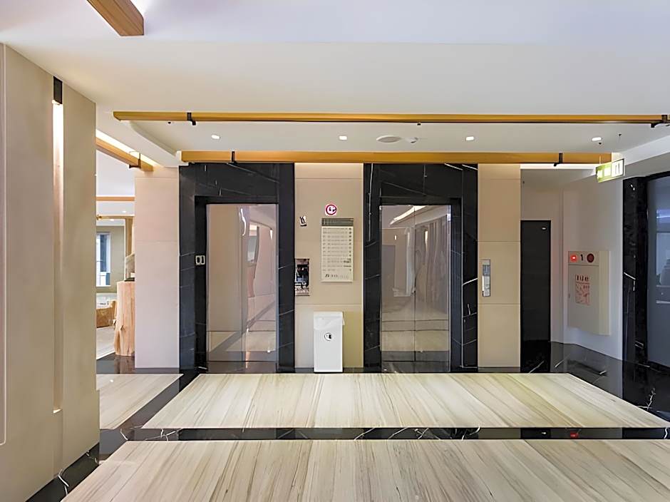 Ali Mountain Oriental Pearl International Hotel