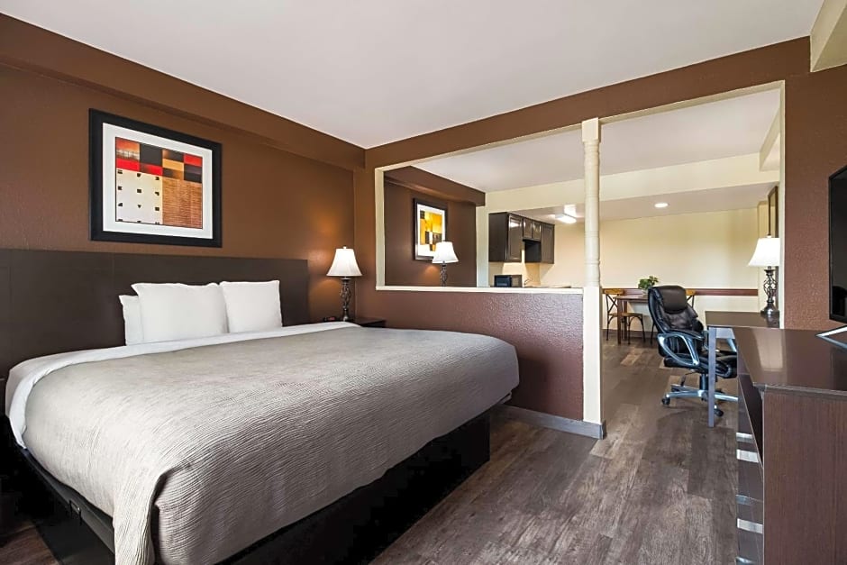 Quality Inn & Suites North Myrtle Beach