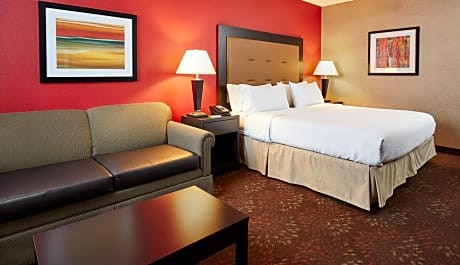 King Room with Sofa Bed