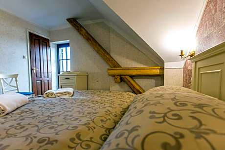 Standard Double or Twin Room - Attic