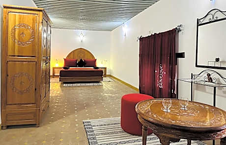 Deluxe Double Room with Bath