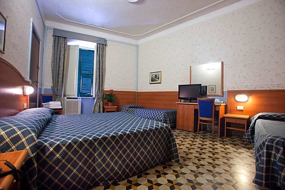 Photo 1 of 10 of Quadruple Room