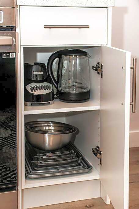 Cozy Nordic Utopia, Bsmt Suite near WEM & DT, King Bed, WiFi