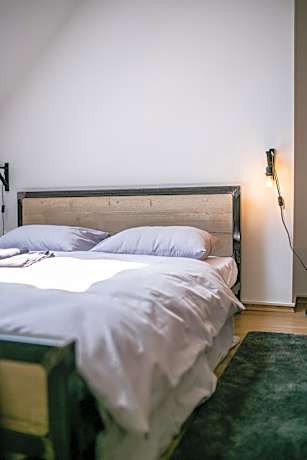 Standard Double Room with Shared Bathroom