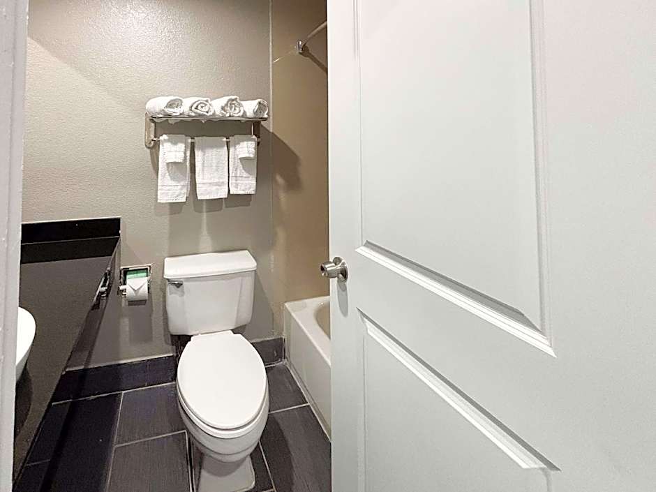 OYO Hotel Irving DFW Airport North