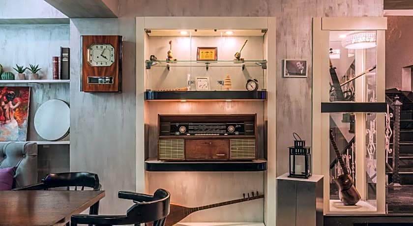 Maestro Hotel