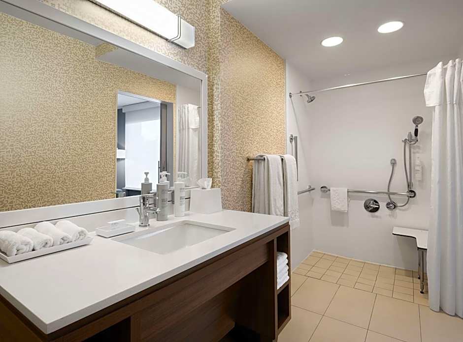 Home2 Suites by Hilton Indianapolis - Keystone Crossing