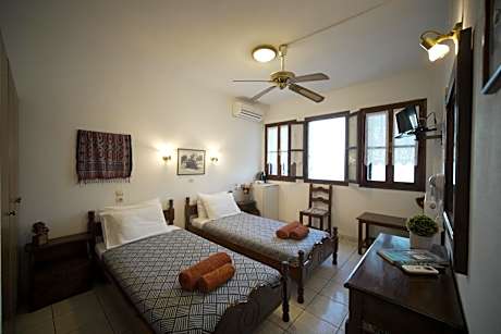 Economy Double Room with Sea View