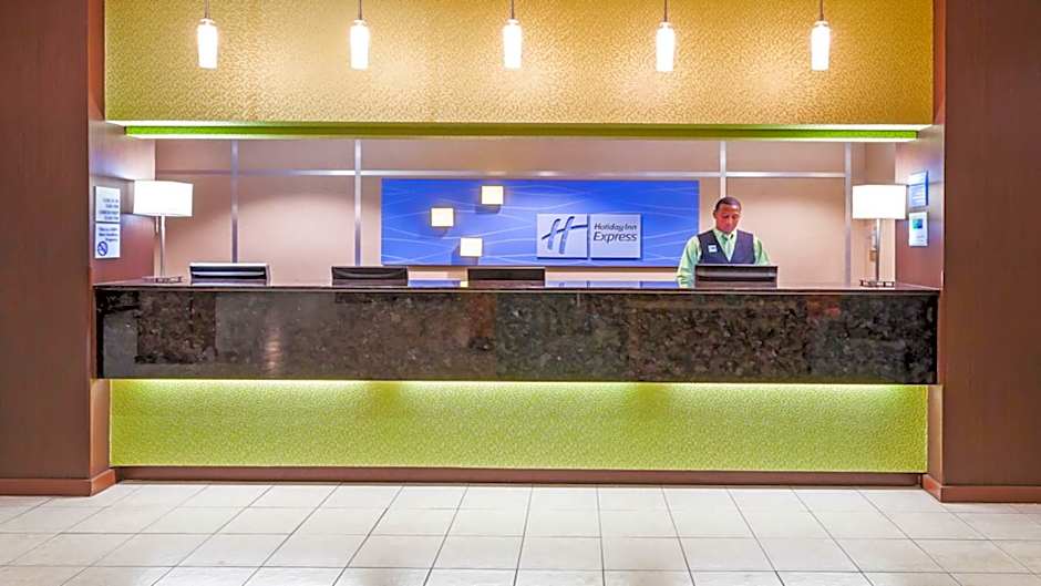 Holiday Inn Express Little Rock-Airport By IHG