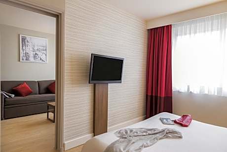 One-Bedroom Apartment (4 Adults)