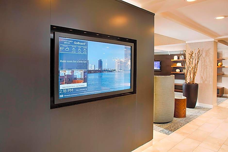 Courtyard by Marriott West Palm Beach Airport