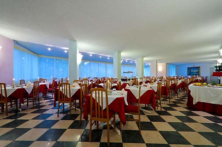 Hotel Carlton