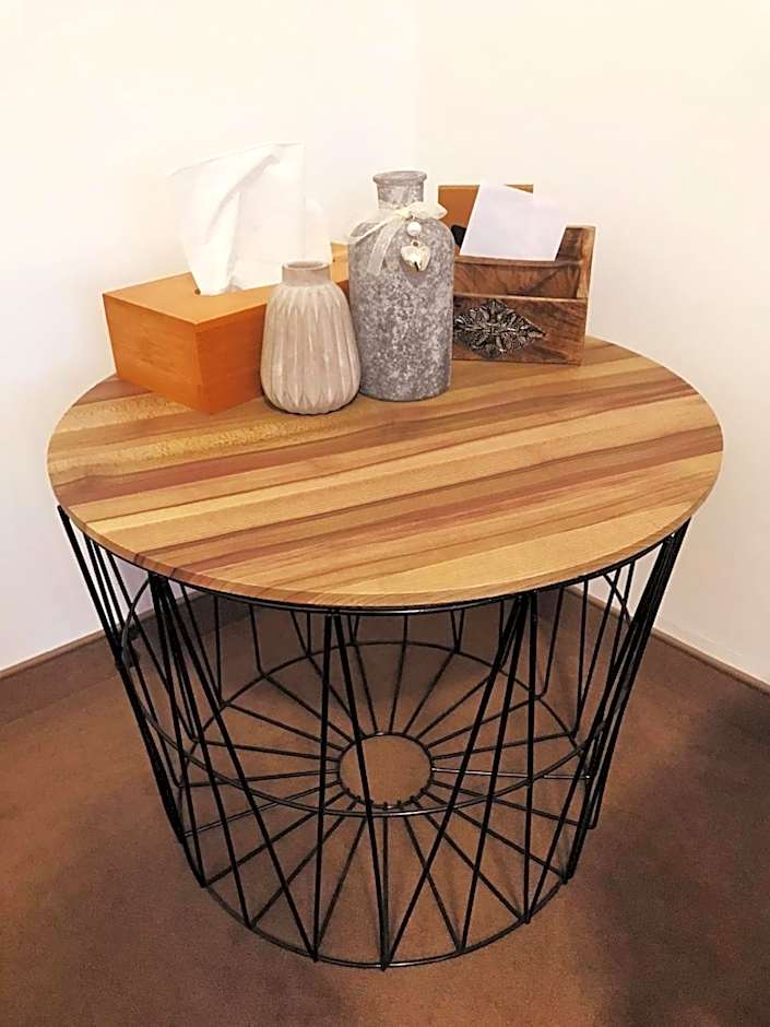 New Hostel Berlin Mitte FREE SNACK hot tea and coffee