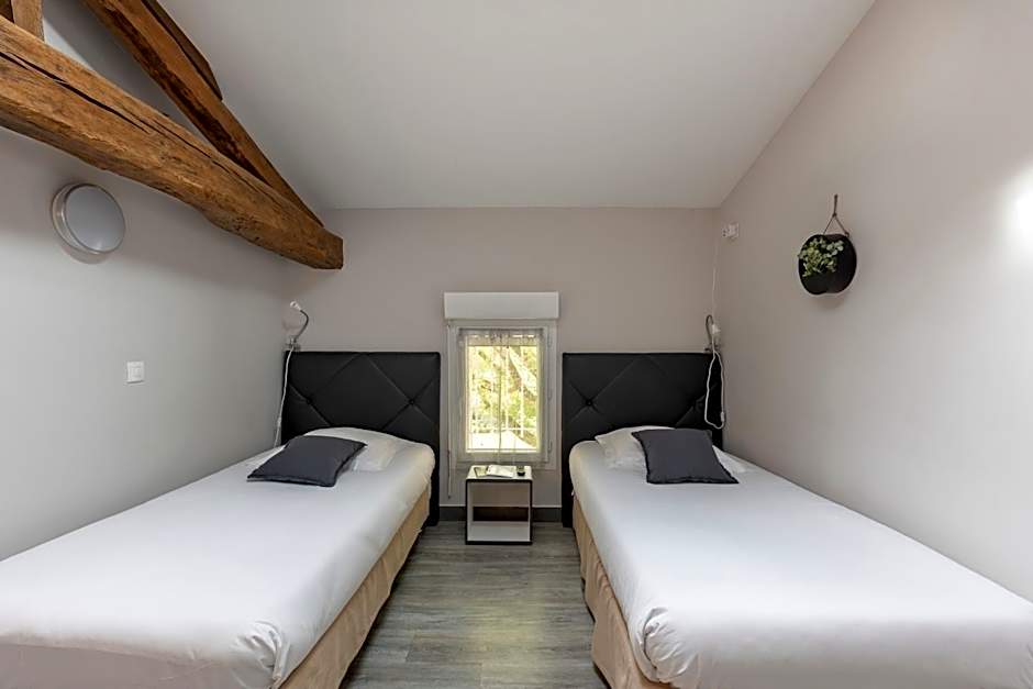 Chambres d'Hôtes Château Pierre de Montignac