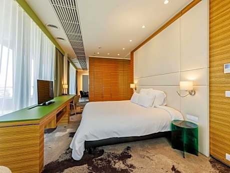 Suite with One Double Bed