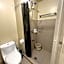 622 Tower 1 Comfy, Cozy, Central w Free Pool Access