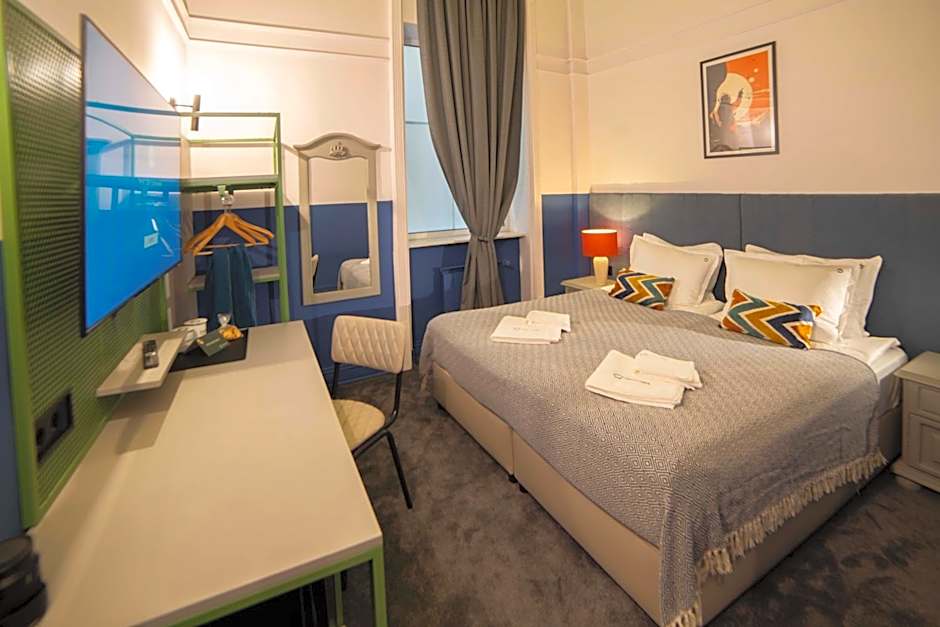 Maria Luisa by INTROVERT HOTELS