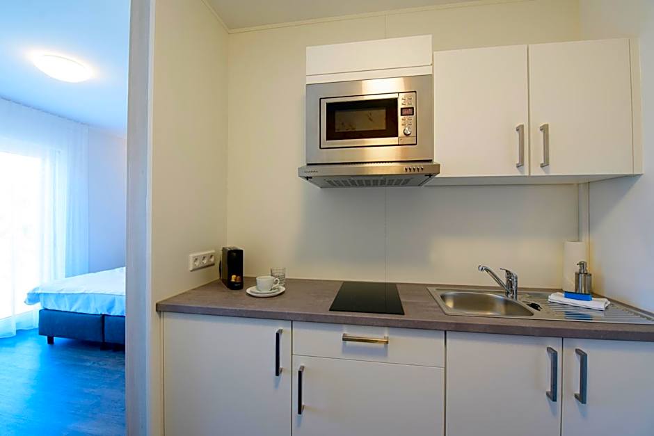 Smart & Stay Aparthotel Saarbrücken Süd - Self-Check-In - Free Parking