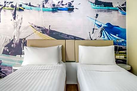 DELUXE OCEAN VIEW TWIN