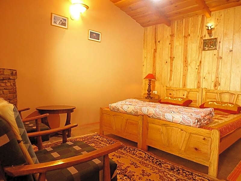The Oak Trails Eco Lodge