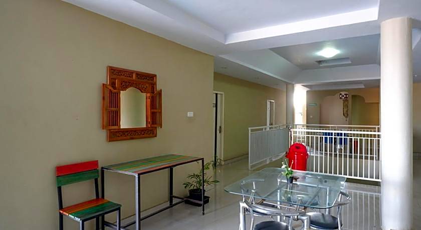 RedDoorz Syariah @ Jalan Jenderal Sudirman Palopo