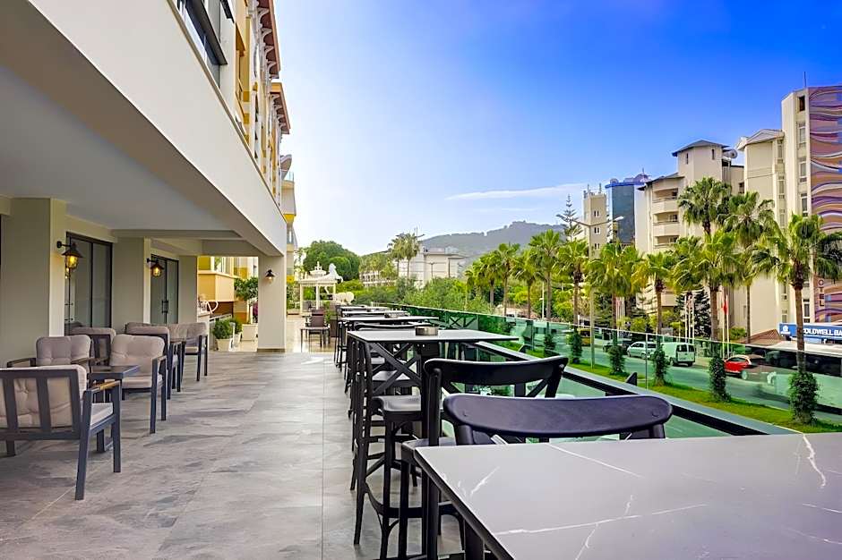 Tac Premier Hotel & Spa