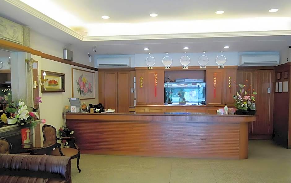 Sin Fu Business Hotel