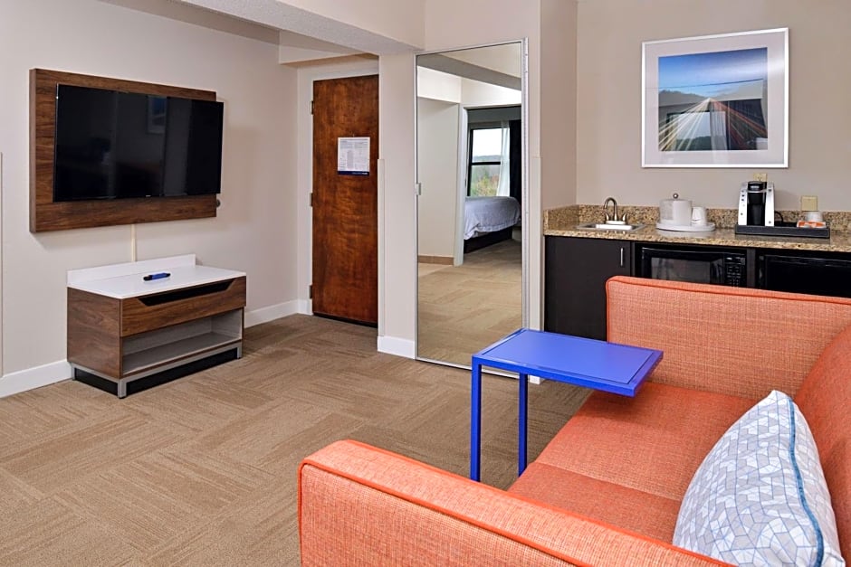 Hampton Inn By Hilton Henderson
