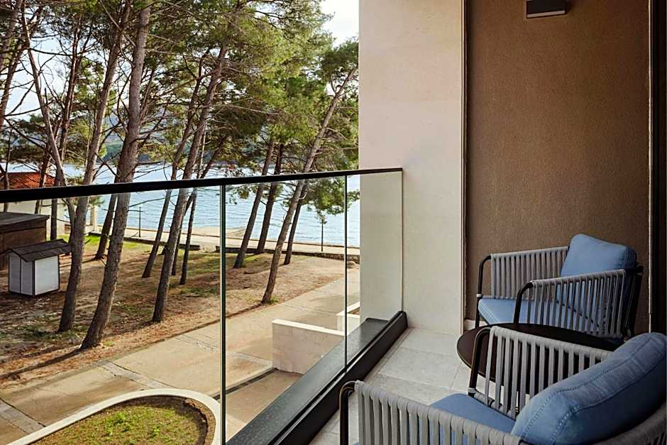 The Isolano, Cres, Autograph Collection