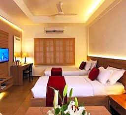 Hotel Luciya Palace