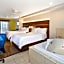 Holiday Inn Express & Suites Petoskey by IHG