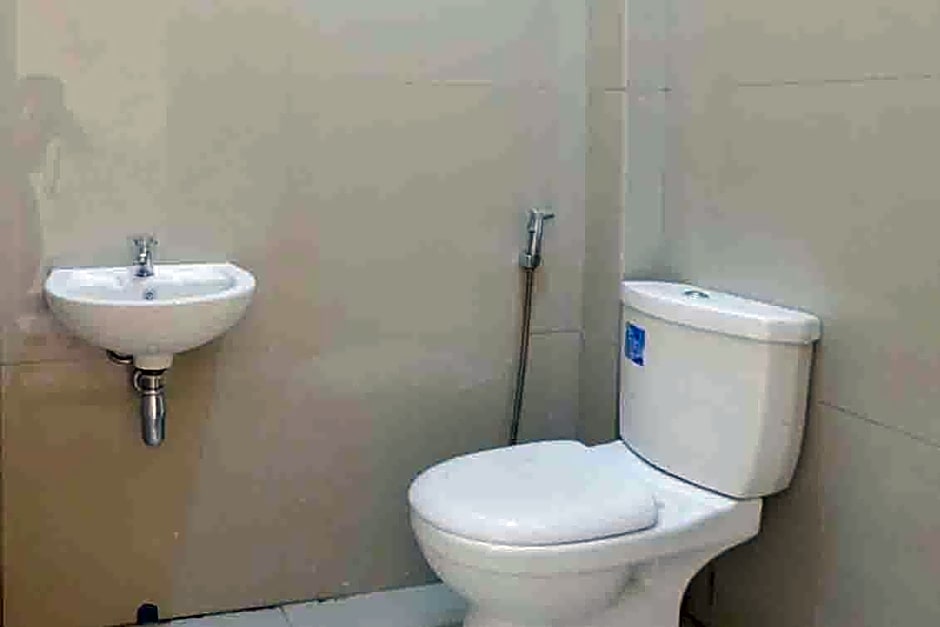 Artayya Puri 2 near Alun Alun Caruban Mitra RedDoorz