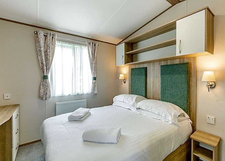 Meadow Lakes Holiday Park