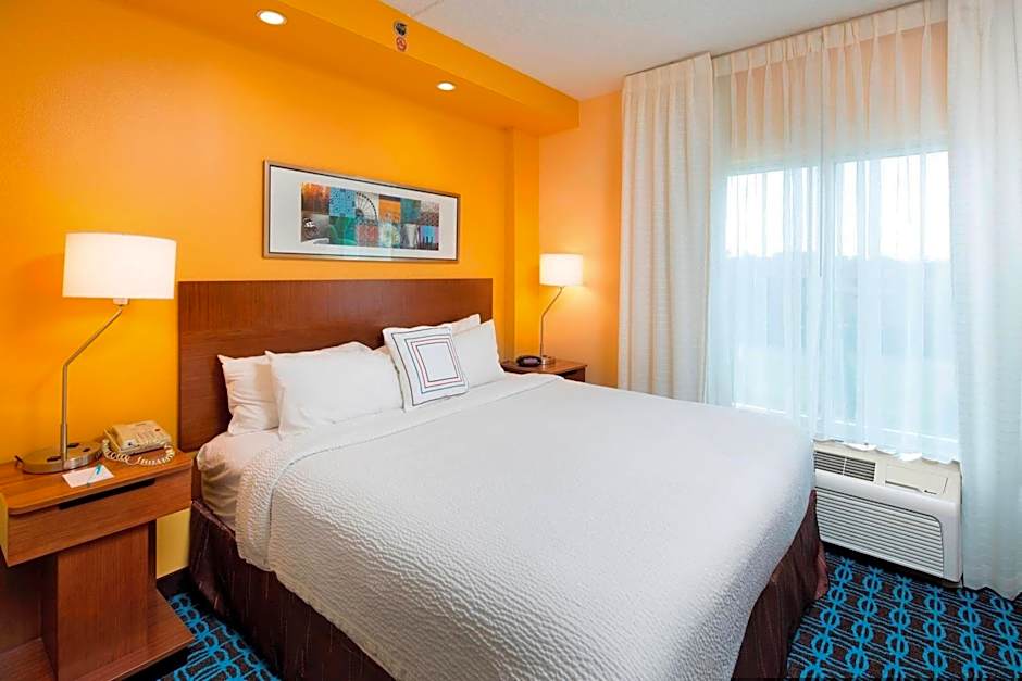 Fairfield Inn & Suites by Marriott Newark Liberty International Airport