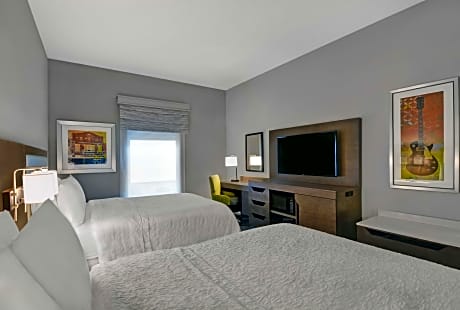 2 Queen Beds W/ Tub Nonsmoking