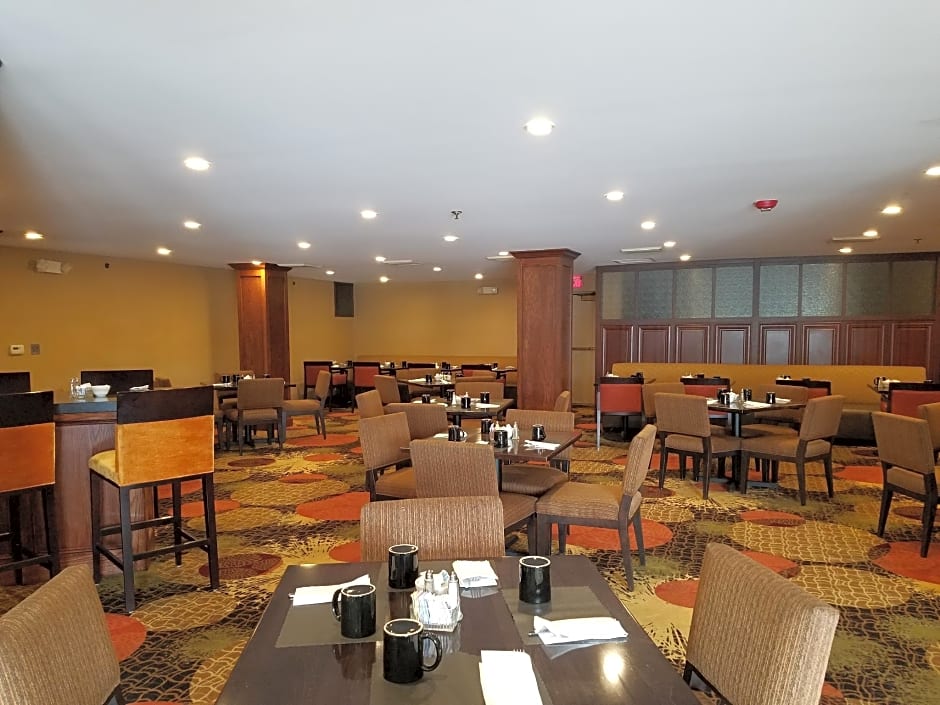 Radisson Hotel Detroit Farmington Hills – Farmington Hills, MI