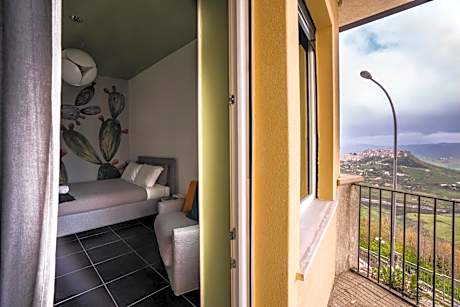 King Room with Mountain View