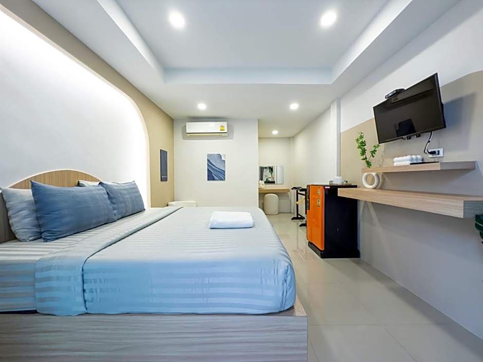 The Seathru Koh Larn