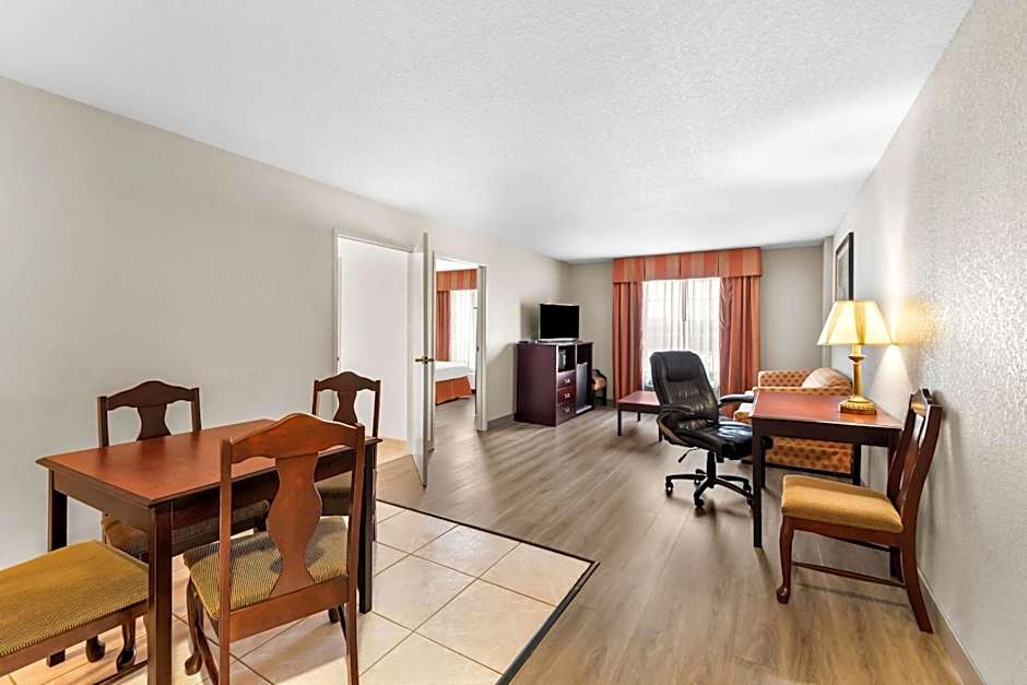 Country Inn & Suites by Radisson, Hot Springs, AR