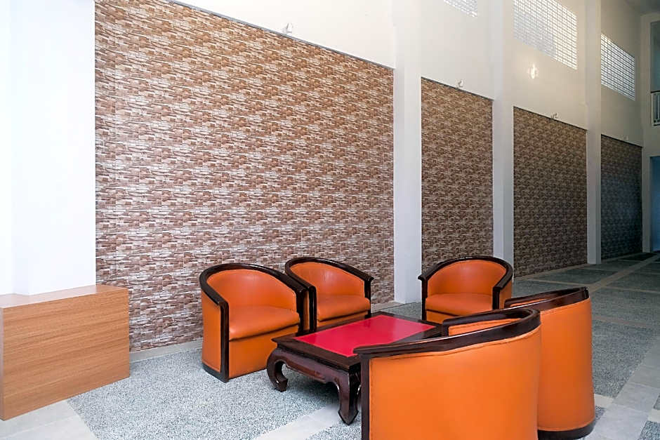 Urbanview Syariah Loji Arum Stasiun Klaten by RedDoorz