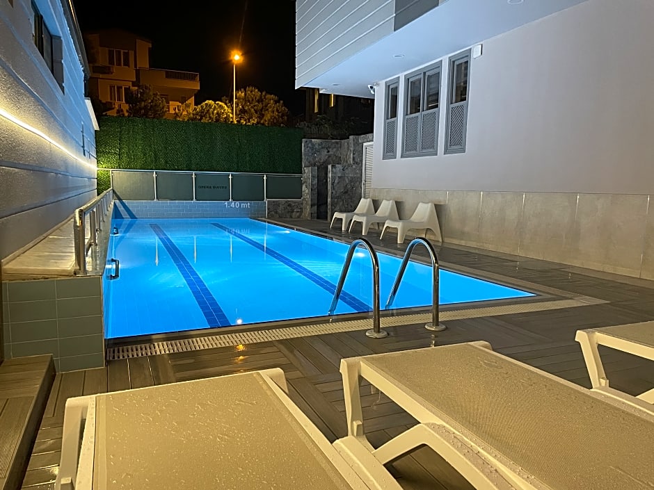 Opera Suites
