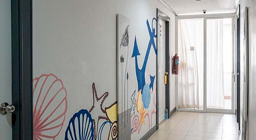 Santi White House Patong