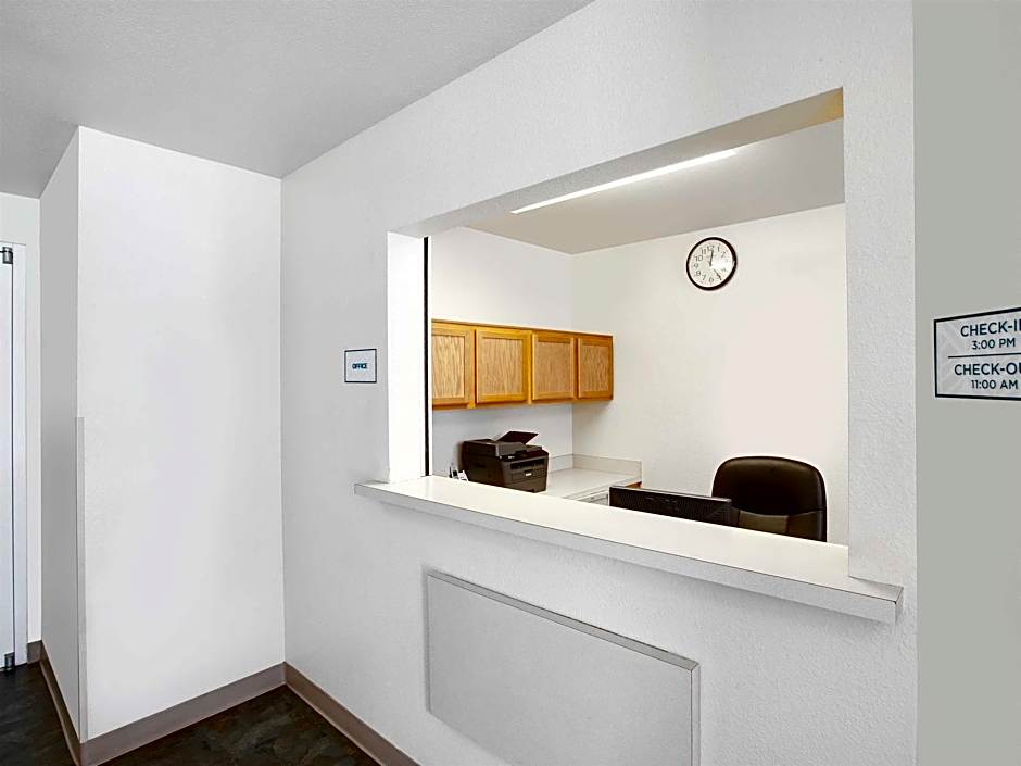 WoodSpring Suites Houston La Porte