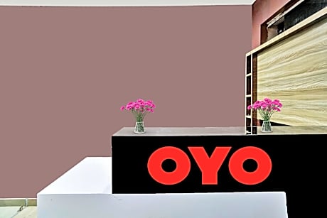 OYO Flagship Hotel Mind Stone