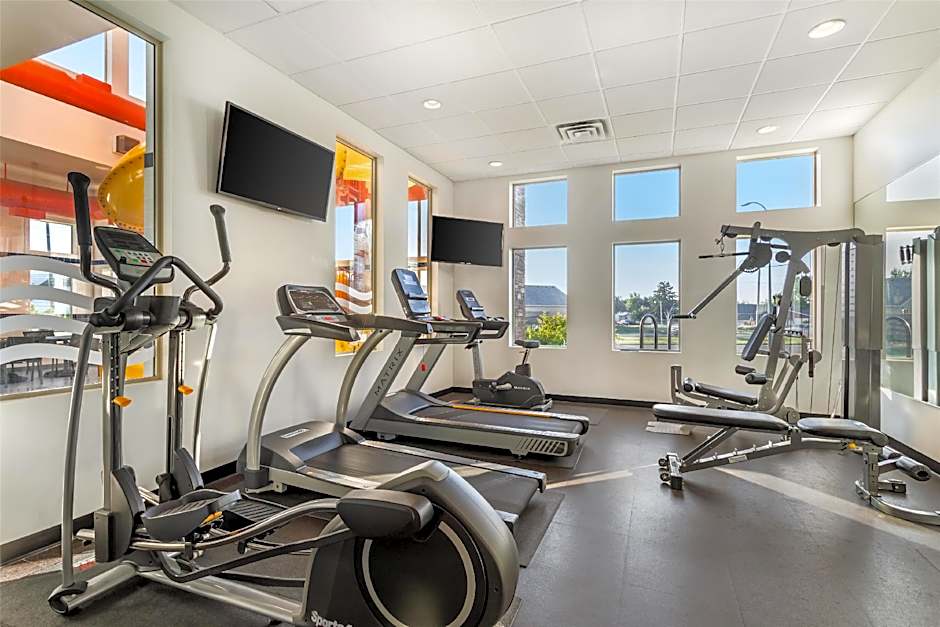 Best Western Plus Service Inn & Suites