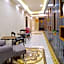 Zhiying Star Travel Collection Hotel (Zhujiang New Town Wuyangyu Subway Station)