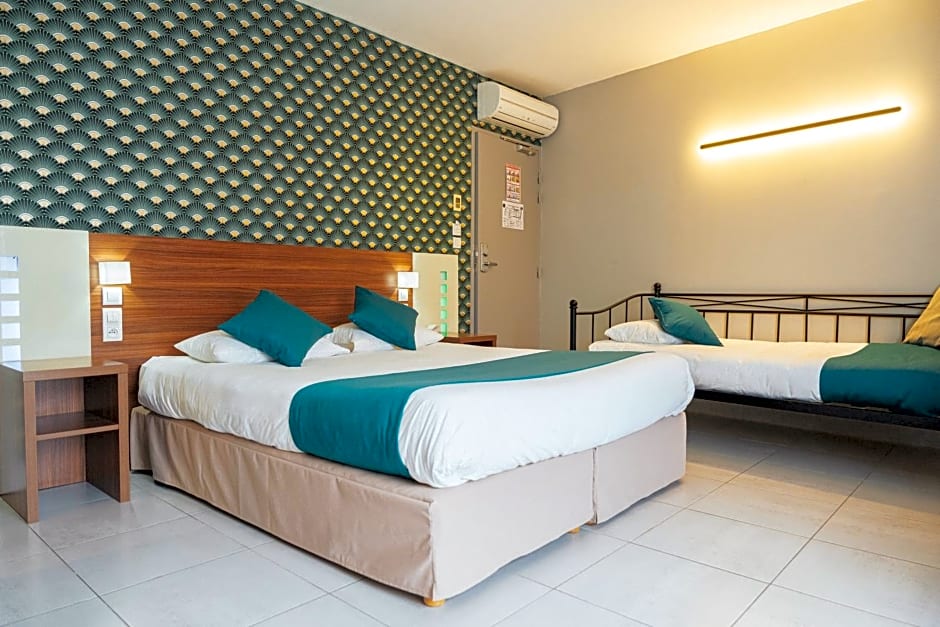 Holidays & Work HOTEL