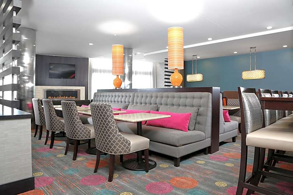 Holiday Inn Express Moline - Quad Cities Area By IHG