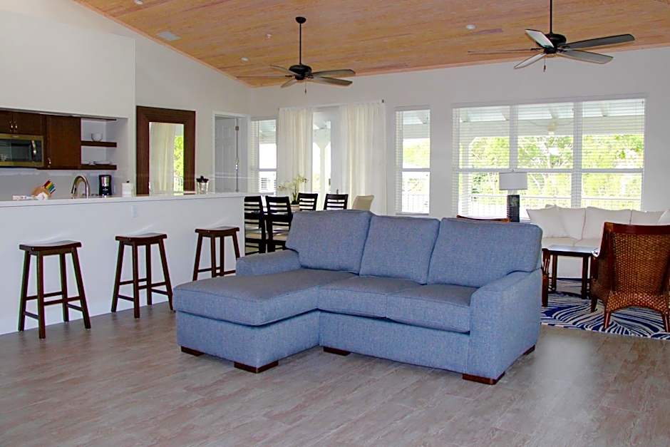 Dolphin Point Villas